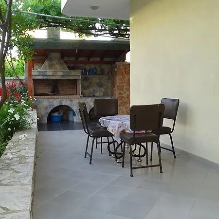 Vila Gesti Casa de hóspedes Borsh