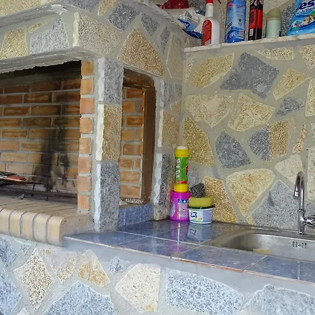 Casa de hóspedes Vila Gesti *