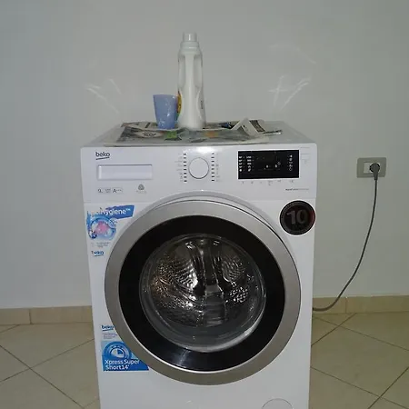 Vila Gesti בית הארחה בורש